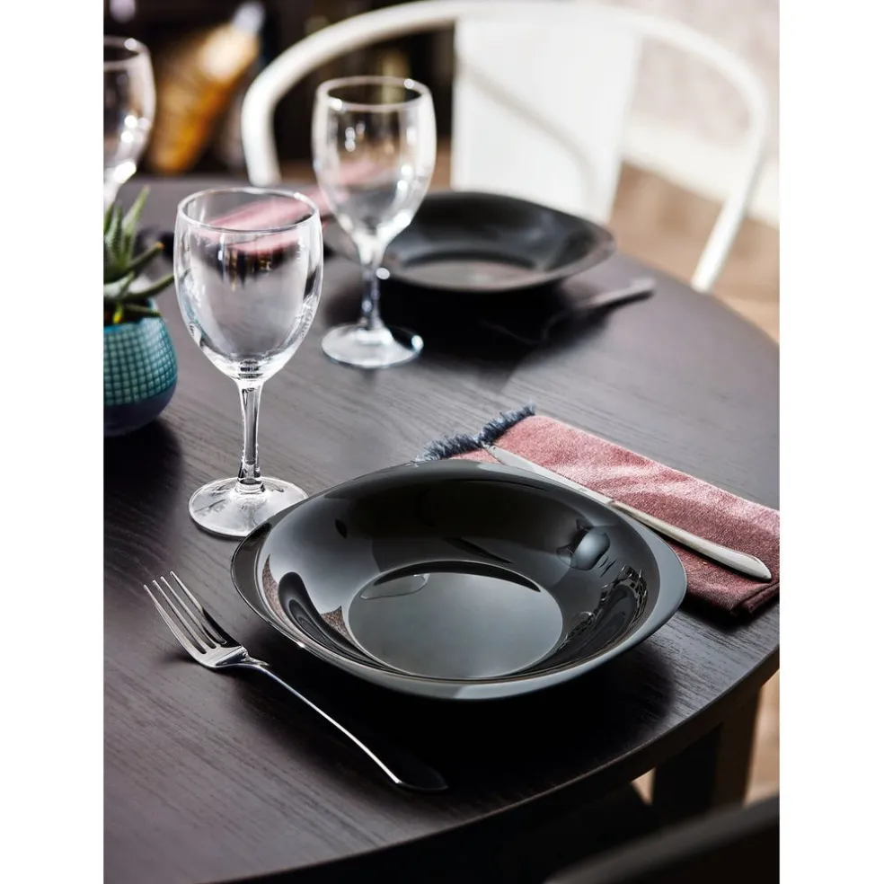 Assiette creuse noire 21 cm Carine